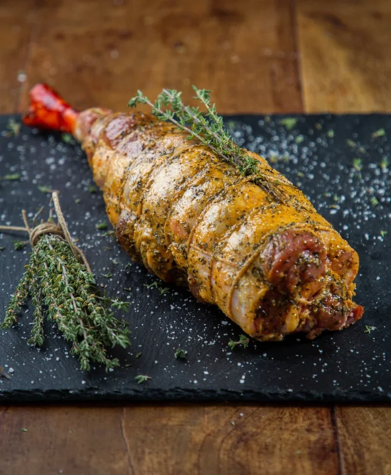 Αρνίσιο Μπουτάκι με Μυρωδικά Παραγωγής μας